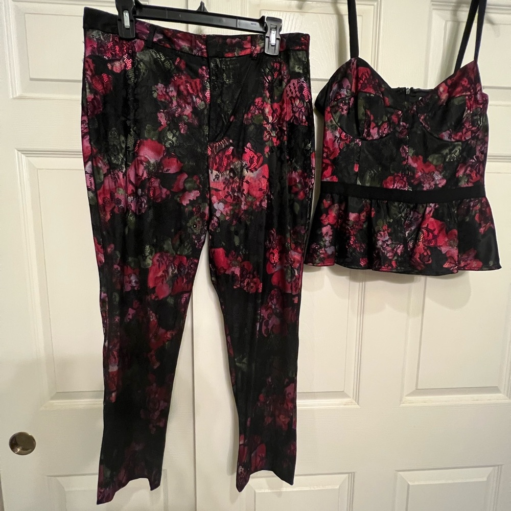 Two pieces set for women